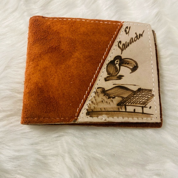 Wallets - Picture 6 of 6